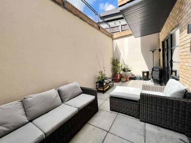 Flat for sale in Oldfield Brow, Trafford Park