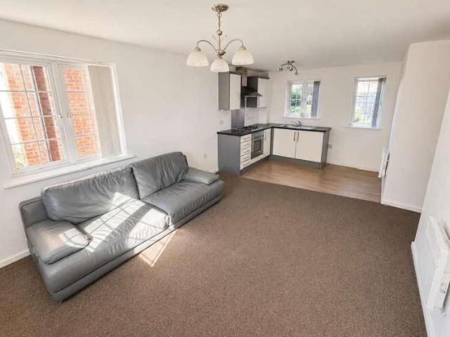 Flat for sale in Prestolee, Lee Bank