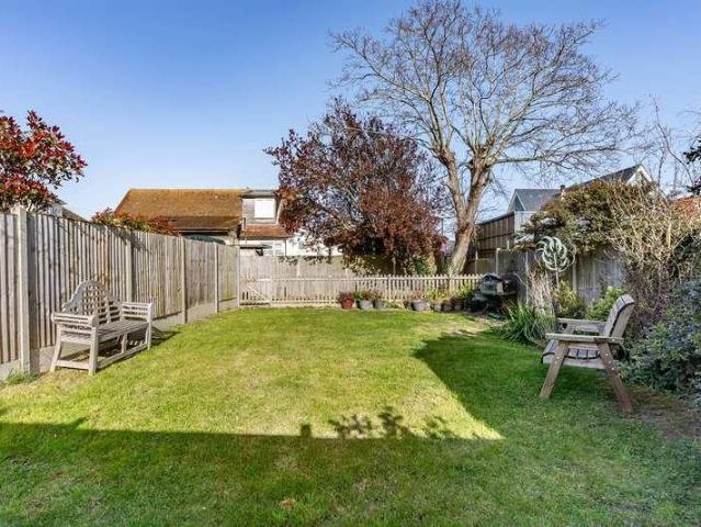 Flat for sale in South Tankerton, The Bridge