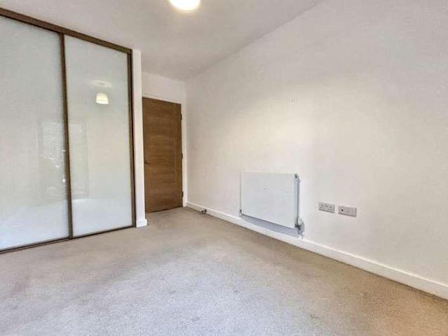 Flat for sale in West Cliff, Bournemouth