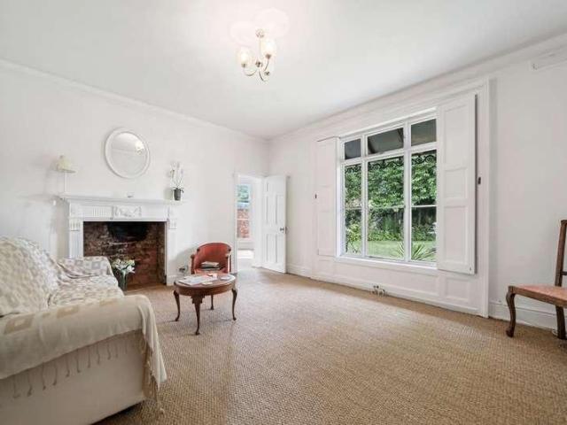 Flat for sale in Forthampton, Worcestershire