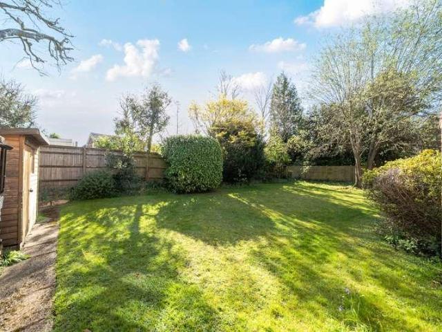 Flat for sale in Sevenoaks, The Butts