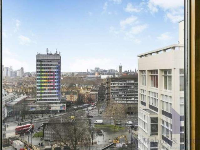 Flat for sale in London Borough of Southwark, Greater London