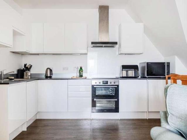Flat for sale in Winkfield