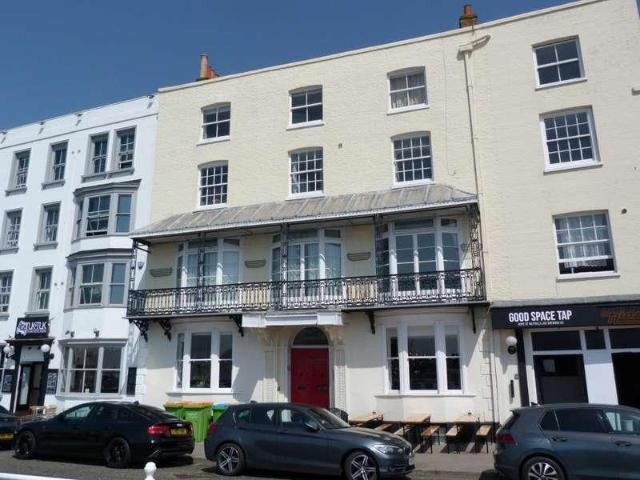 Flat for sale in East Cliff, Acol