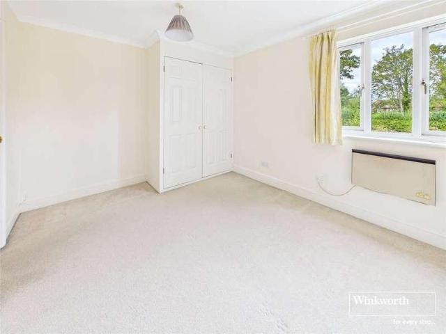 Flat for sale in Enborne, West Berkshire