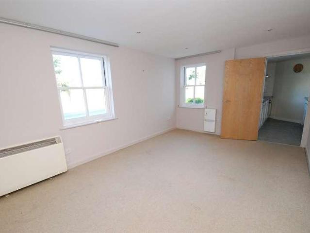 Flat for sale in Bocking, Chipping Hill