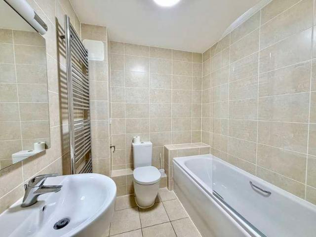 Flat for sale in Broadstone, Poole