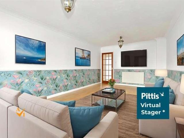 Flat for sale in Cowlease, Ventnor