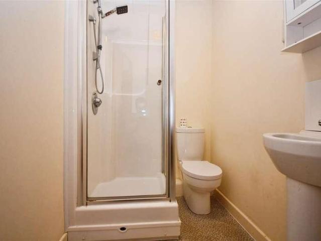 Flat for sale in Hull, Old Town