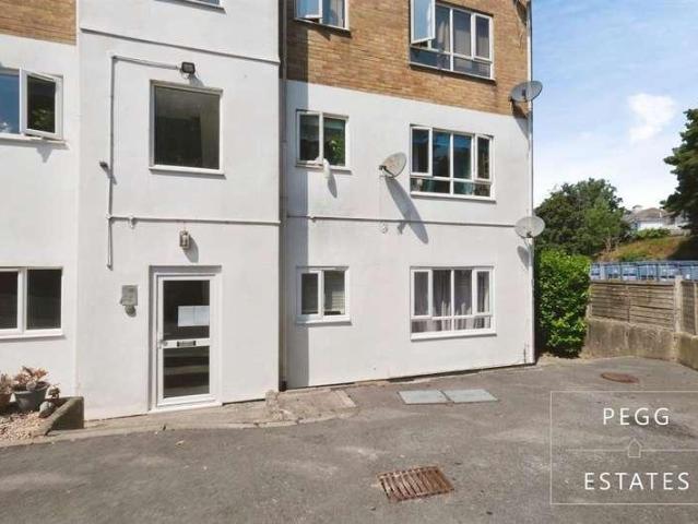 Flat for sale in Babbacombe