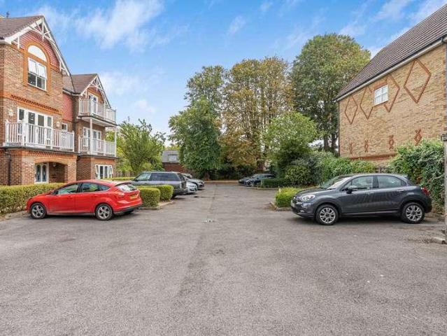 Flat for sale in Knowle Green, Lower Halliford