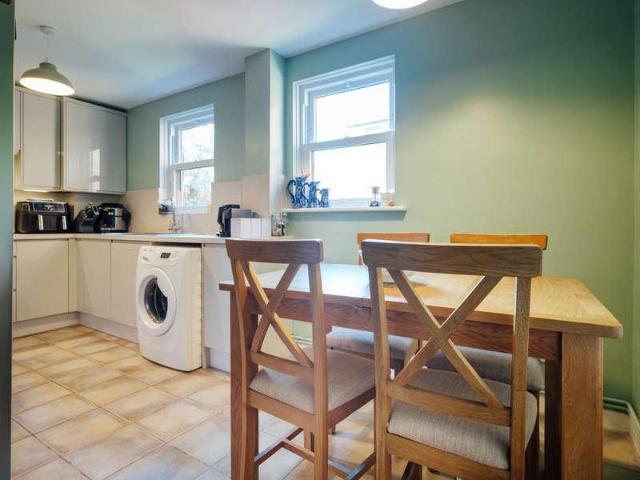 Flat for sale in The Ronkswood, Worcestershire