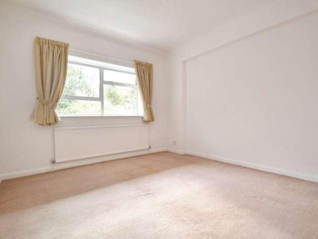 Flat for sale in Broadstone, Poole