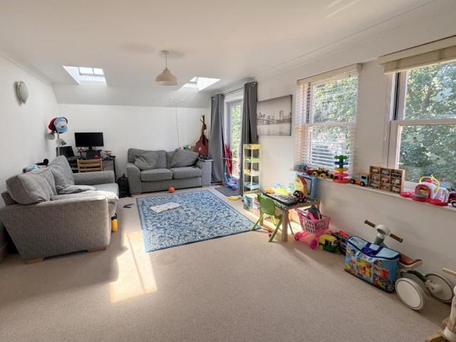 Flat for sale in Charminster, Bournemouth
