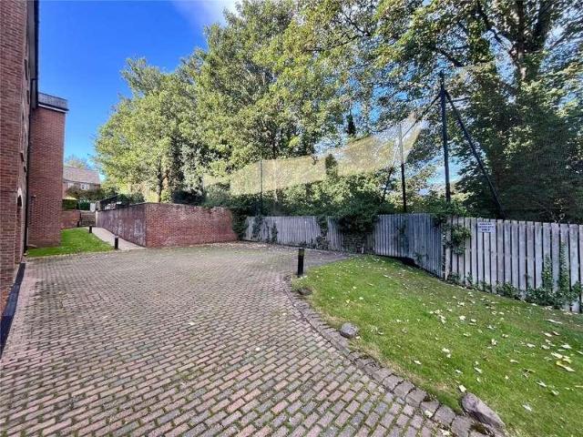 Flat for sale in Hexham, North East