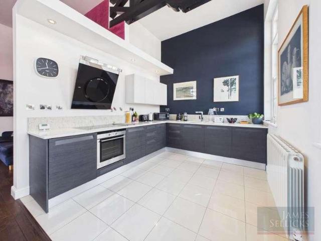 Flat for sale in Old Wharf, City Of Leicester