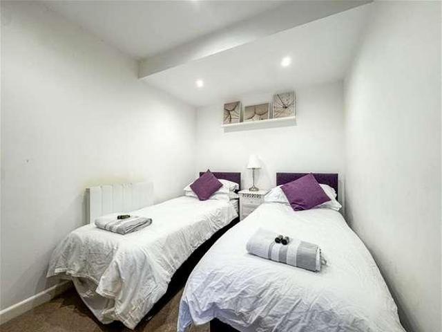Flat for sale in Roundwood, Five Acres