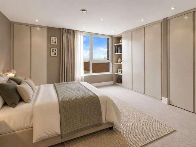 Flat for sale in Shadwell, Greater London