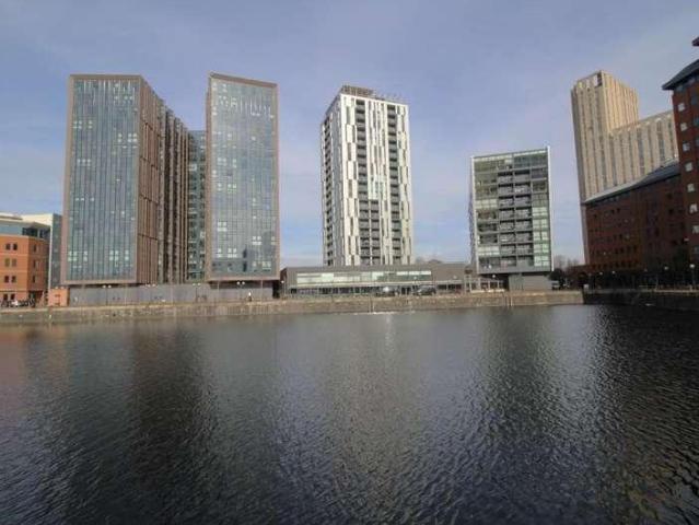 Flat for sale in Salford, Greater Manchester