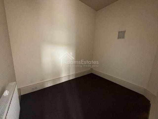 Flat for sale in Eightlands, Dewsbury