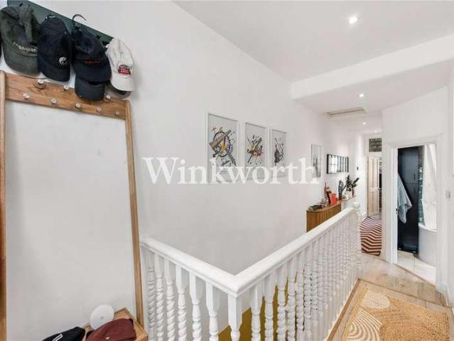 Flat for sale in Greater London
