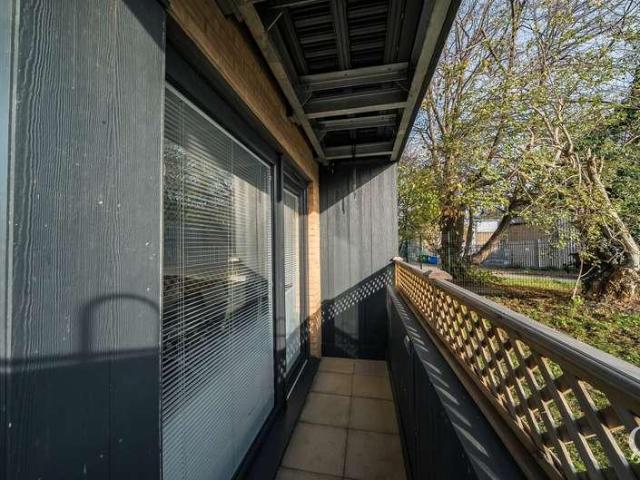 Flat for sale in Regent Quay, Oad Street