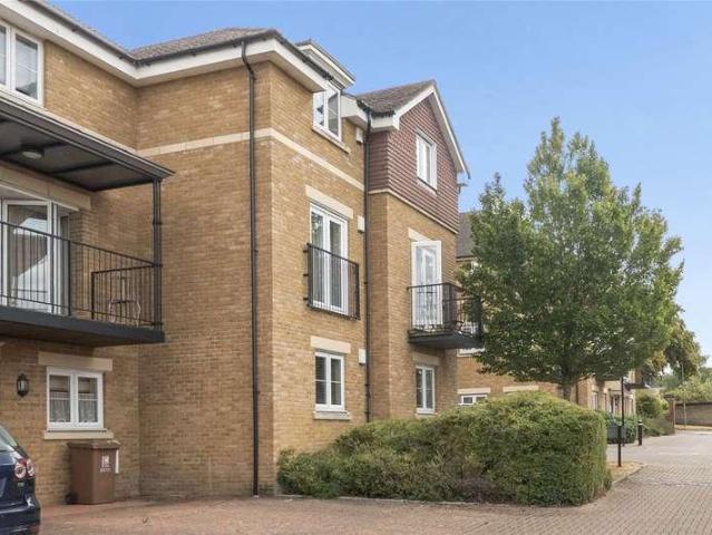 Flat for sale in New Marston, The Slade