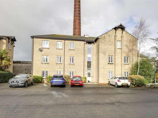 Flat for sale in Haslingden, Rossendale