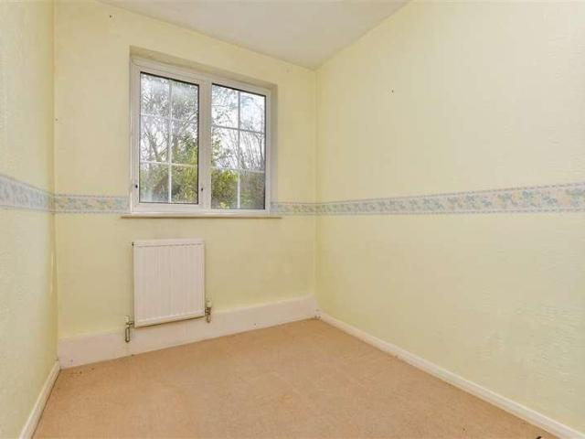 Flat for sale in London Borough of Croydon, Greater London