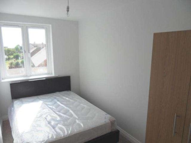 Flat for sale in New Crofton, West Yorkshire