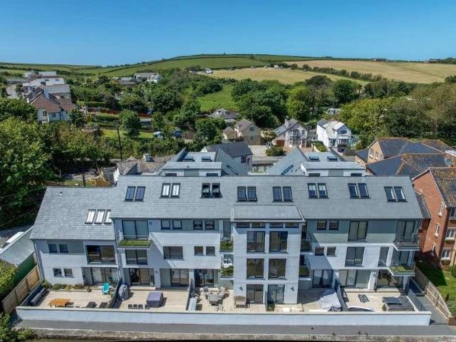 Flat for sale in Bude, Cornwall