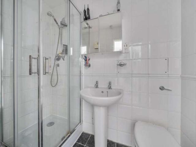 Flat for sale in North Woolwich, Greater London