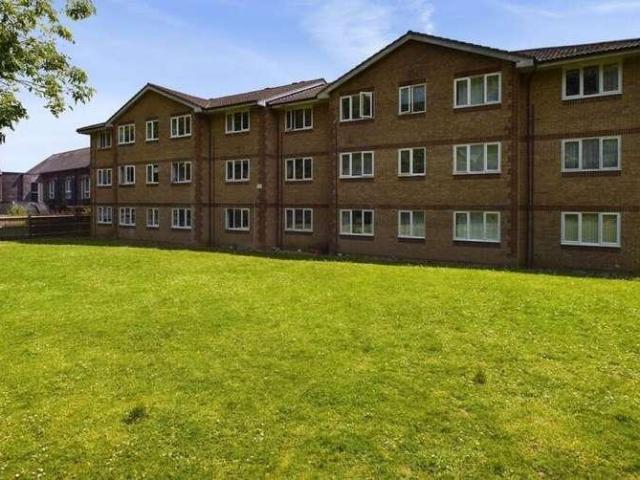 Flat for sale in Shephall