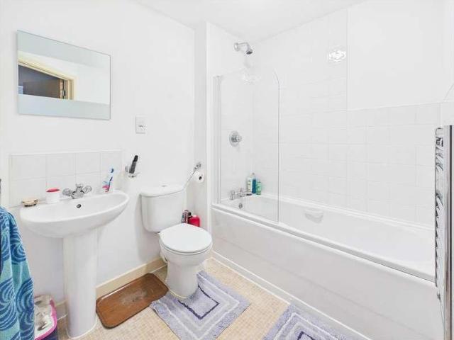 Flat for sale in Foleshill, West Midlands