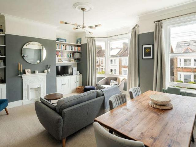 Flat for sale in London Borough of Lewisham, Greater London