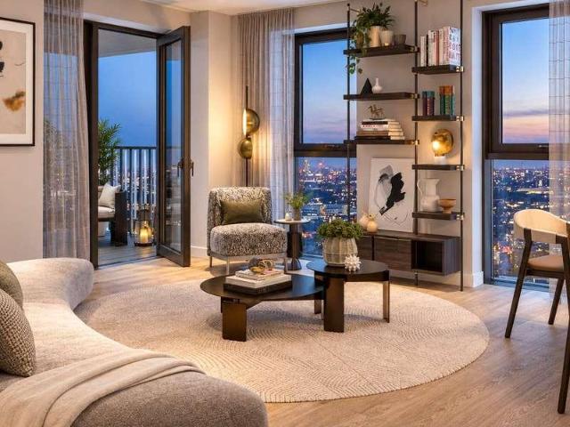 Flat for sale in London Borough of Tower Hamlets, Greater London