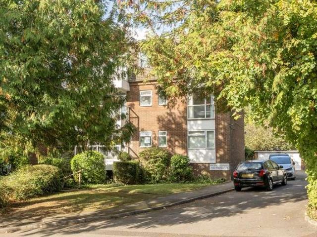 Flat for sale in Lower Stanmore, Winchester