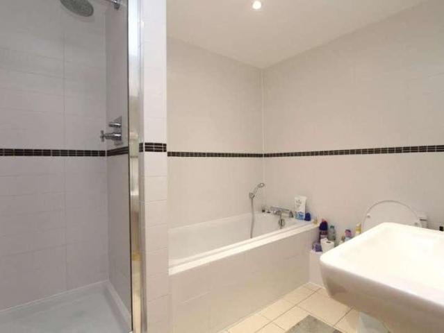 Flat for sale in Greater London