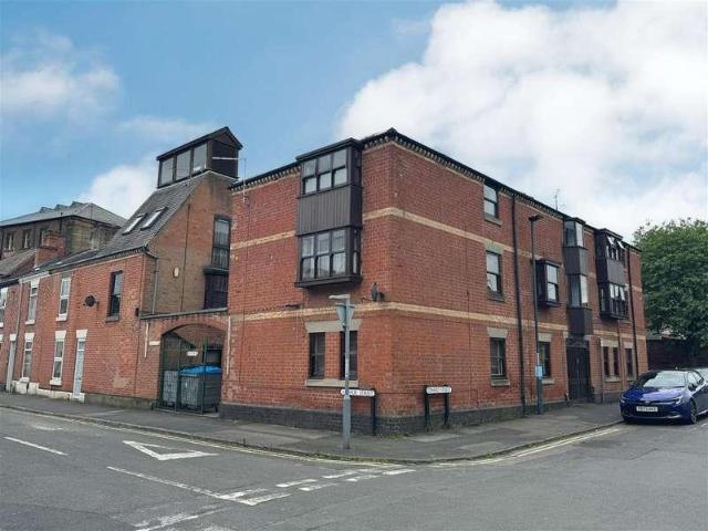 Flat for sale in Derby, Cathedral Quarter