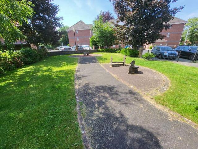 Flat for sale in Cheadle, Greater Manchester