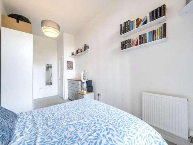 Flat for sale in Guildford Park, Westborough