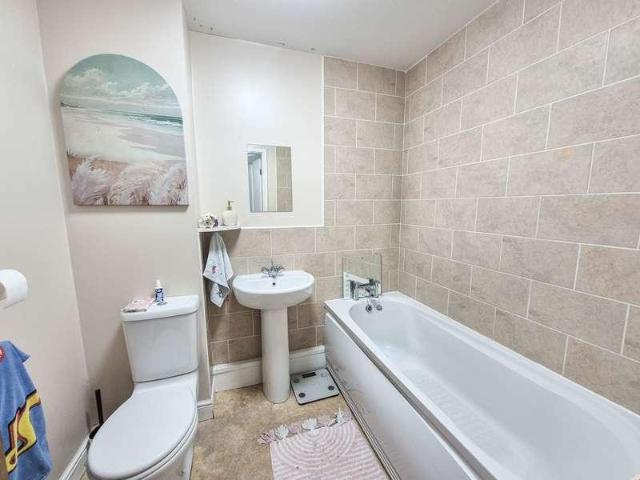 Flat for sale in Askern, South Yorkshire