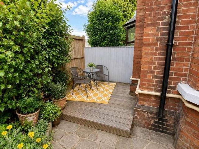 Flat for sale in Worthing, West Sussex