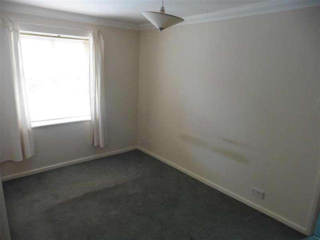 Flat for sale in Midway, Kent