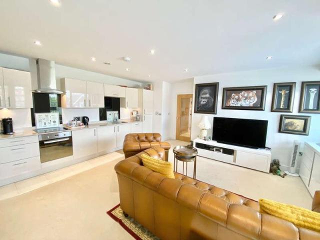 Flat for sale in Longfleet, Poole