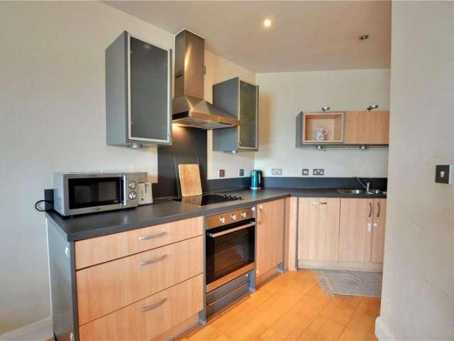 Flat for sale in Lower Halliford, Surrey