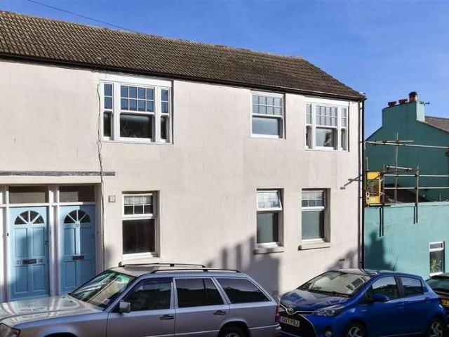 Flat for sale in Brighton & Hove