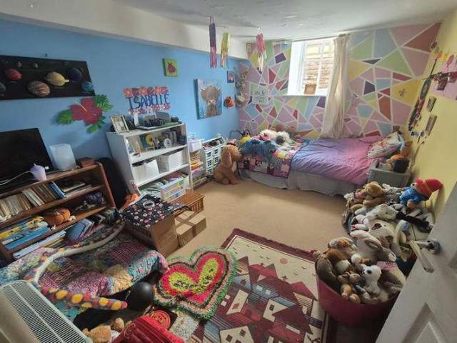 Flat for sale in Broadshard, Somerset