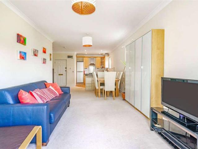 Flat for sale in St James, Sandown Park